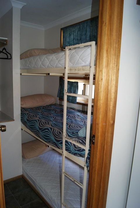 Ardrossan Caravan Park - Perths Hotel 13