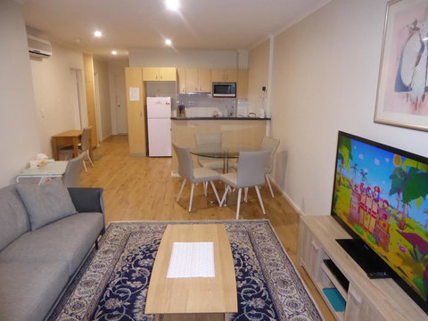 ADELAIDE CENTRAL APARTMENT - 3BR, 2BATH & CARPARK - Perths Hotel 4