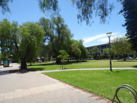 ADELAIDE CENTRAL APARTMENT - 3BR, 2BATH & CARPARK - Perths Hotel 32