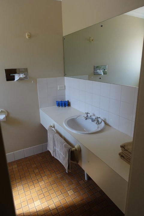 Discovery Parks - Port Augusta - Perths Hotel 35