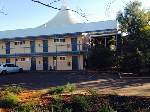 Nightcap At Roxby Downs - Perths Hotel 10