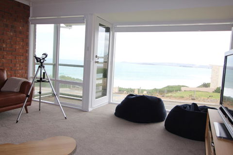 Southern Sands\' Beachfront Apartment - Perths Hotel 2