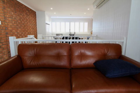 Southern Sands\' Beachfront Apartment - Perths Hotel 6