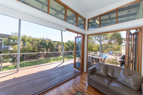 South Shores Villa 52 - Perths Hotel 6