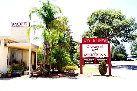 Renmark Motor Inn - Perths Hotel 8
