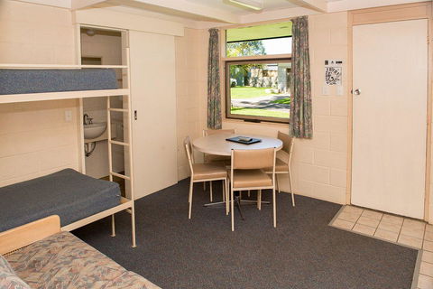 Kalganyi Holiday Park - Perths Hotel 30