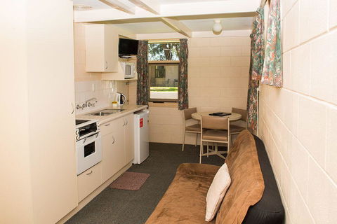 Kalganyi Holiday Park - Perths Hotel 35