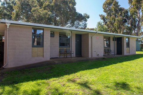 Kalganyi Holiday Park - Perths Hotel 33