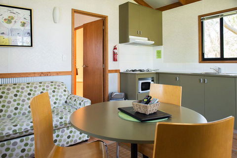 Kalganyi Holiday Park - Perths Hotel 11