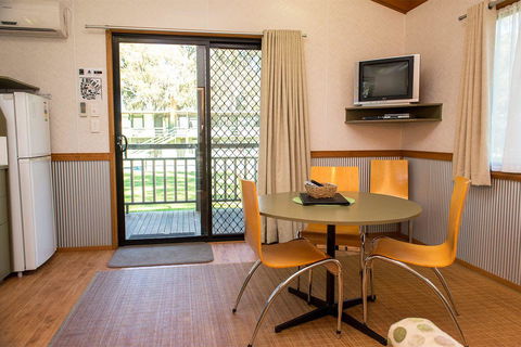 Kalganyi Holiday Park - Perths Hotel 9