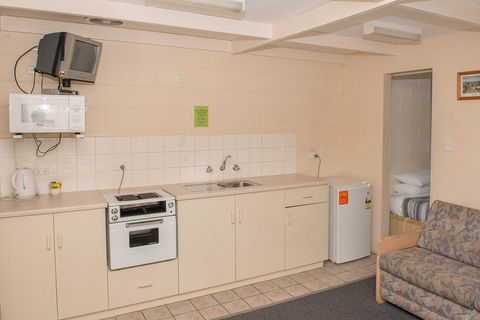 Kalganyi Holiday Park - Perths Hotel 32