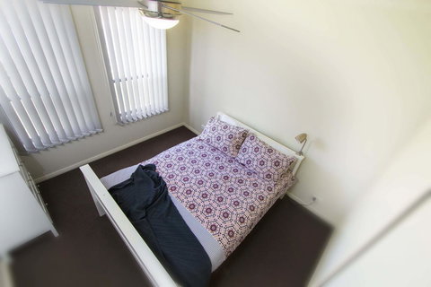 Brock's Base - Perths Hotel 3