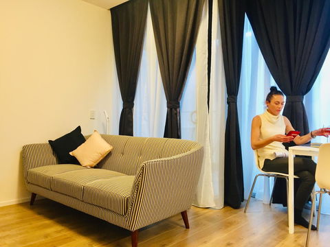 ONE Adelaide CBD - Perths Hotel 12