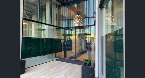 ONE Adelaide CBD - Perths Hotel 3