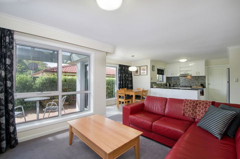 City One Apartment - Perths Hotel 0