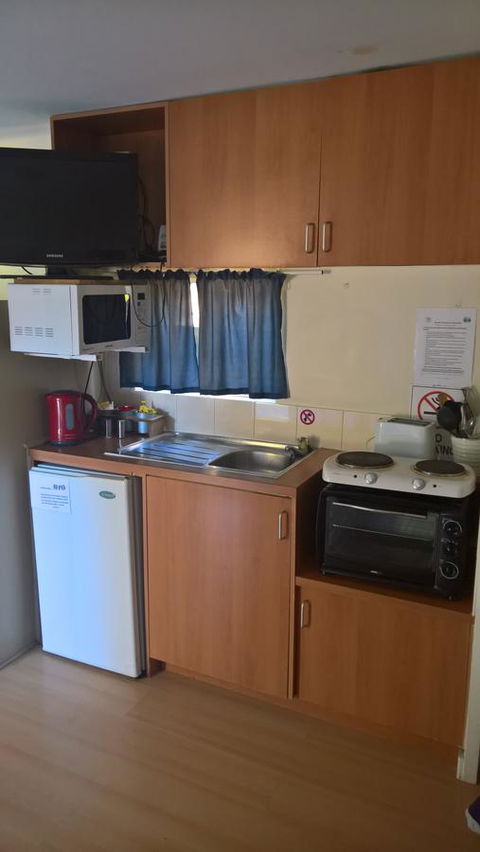 Second Valley Caravan Park - Perths Hotel 24