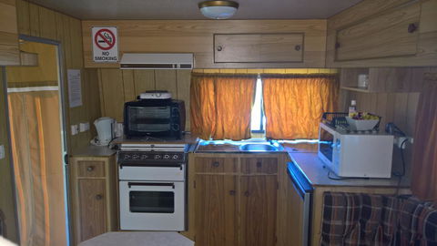 Second Valley Caravan Park - Perths Hotel 11