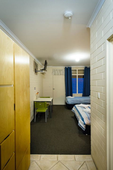 The Anglers Inn - Perths Hotel 10