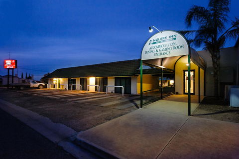 The Anglers Inn - Perths Hotel 1