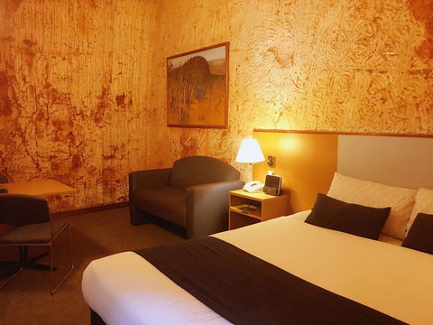 Desert Cave Hotel - Perths Hotel 41