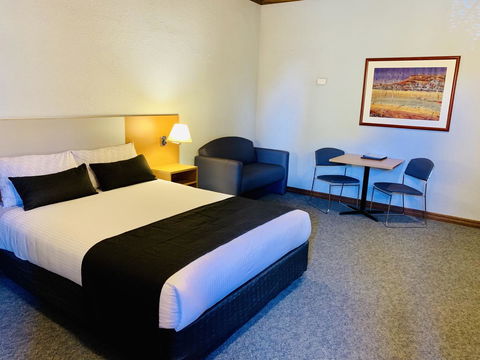Desert Cave Hotel - Perths Hotel 19