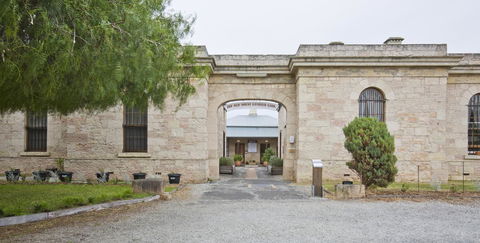 The Old Mount Gambier Gaol - Perths Hotel 0
