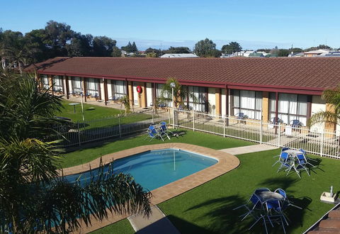 Lacepede Bay Motel - Perths Hotel 2