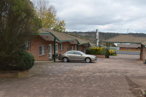 Deer Park Motor Inn Armidale - Perths Hotel 21