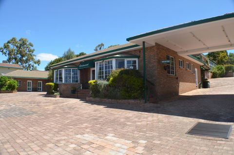 Deer Park Motor Inn Armidale - Perths Hotel 27