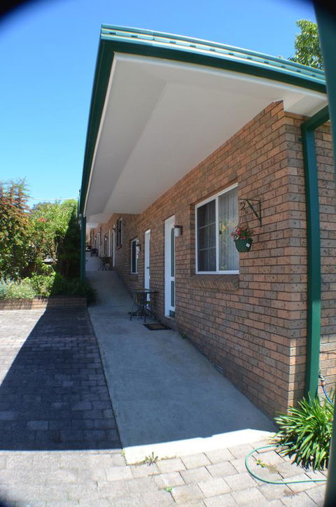 Deer Park Motor Inn Armidale - Perths Hotel 25