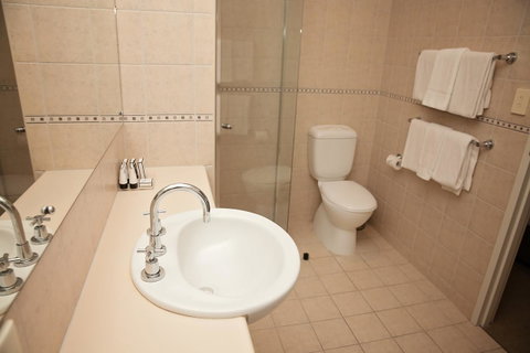 Mawson Lakes Hotel - Perths Hotel 41