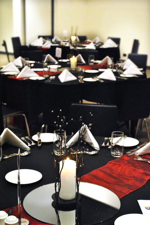 Mawson Lakes Hotel - Perths Hotel 7