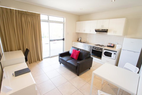 Mawson Lakes Hotel - Perths Hotel 22