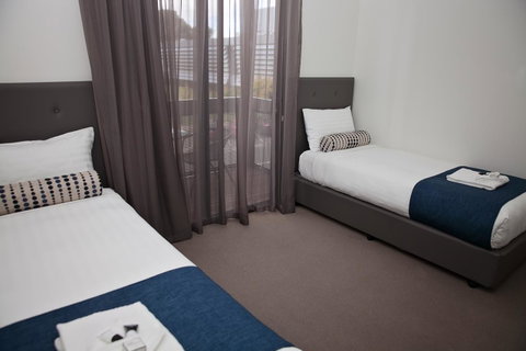 Mawson Lakes Hotel - Perths Hotel 40