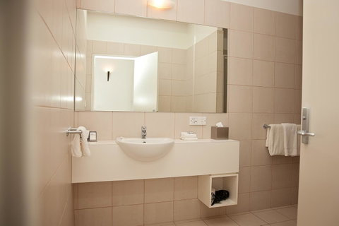 Mawson Lakes Hotel - Perths Hotel 36