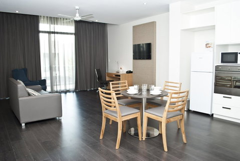 Mawson Lakes Hotel - Perths Hotel 10