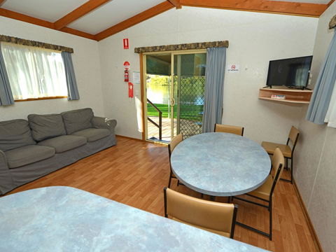 Echo Holiday Parks - Renmark - Perths Hotel 17