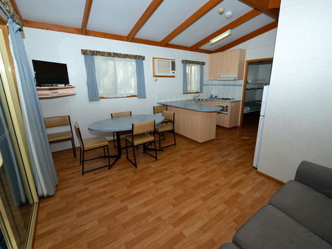 Echo Holiday Parks - Renmark - Perths Hotel 15