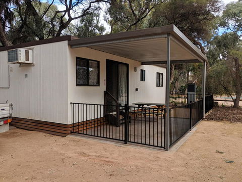 Echo Holiday Parks - Renmark - Perths Hotel 12