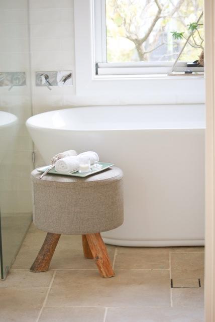 Port Lincoln Seaside Home - Perths Hotel 2