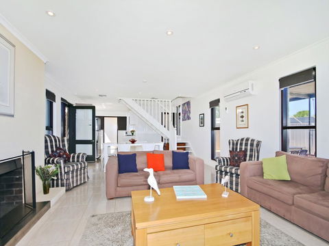 Pearl By The Sea - Perths Hotel 5