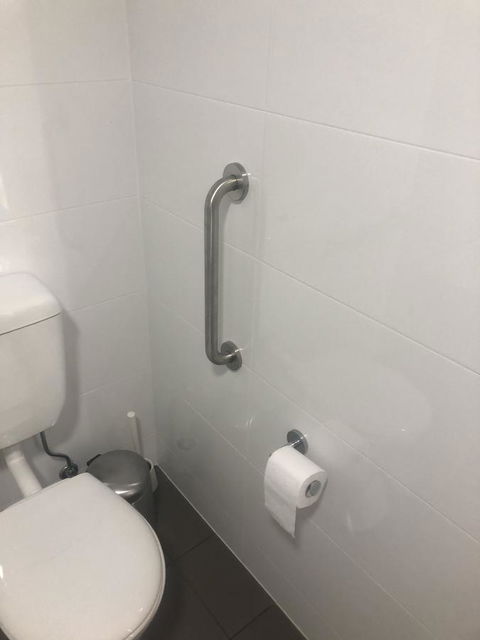 Robe Marina Accommodation - Perths Hotel 2