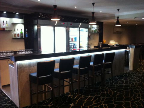 Cattlemans Country Motor Inn & Serviced Apartments - Perths Hotel 1