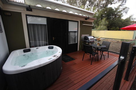 One Tree Bed And Breakfast - Perths Hotel 13