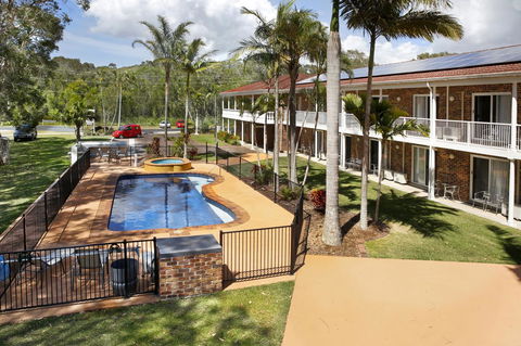Aston Motel Yamba - Perths Hotel 13