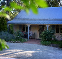 Donnybrook Cottages - Hutt River - Perths Hotel