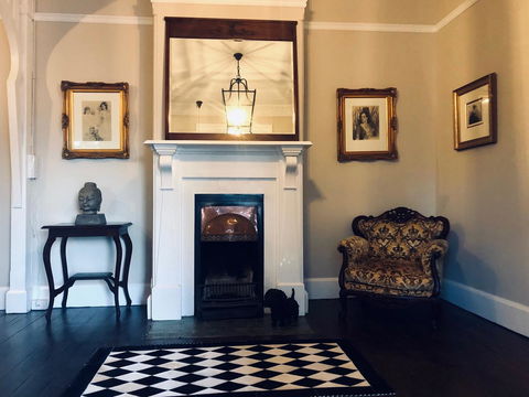 Belmore Cottage - Perths Hotel 1