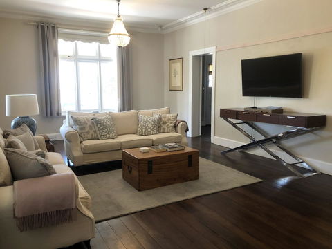 Belmore Cottage - Perths Hotel 8