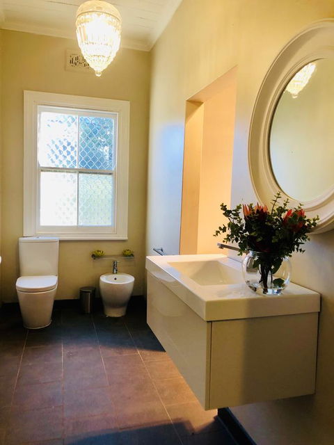 Belmore Cottage - Perths Hotel 13