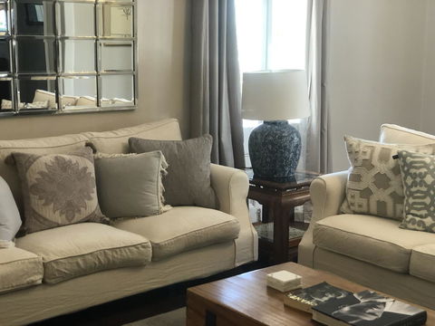 Belmore Cottage - Perths Hotel 2